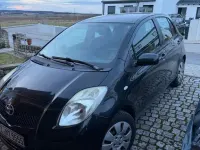 Gebraucht Toyota Yaris 69 PS (50 kW) 2007 Schwarz Kleinwagen