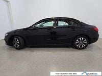 Gebraucht Mercedes A180 116 PS (85 kW) 2021 Schwarz Limousine