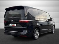 Second-hand VW Multivan Style 150 CP (110 kW) 2025 Negru Monovolum