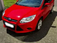 Gebraucht Ford Focus 100 PS (73 kW) 2013 Rot Kombi