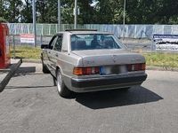 Gebraucht Mercedes 190 126 PS (92 kW) 1993 Grau Limousine