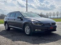 Gebraucht VW Passat Highline 150 PS (110 kW) 2018 Schwarz Kombi