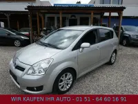 Gebraucht Toyota Corolla Verso Team 136 PS (100 kW) 2009 Silber Van / Kleinbus
