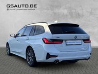 Gebraucht BMW 330e Sport Line 252 PS (185 kW) 2021 Alpinweiss iii (weiss) Kombi