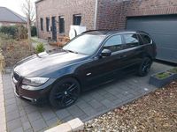 Gebraucht BMW 320 Exclusive 184 PS (135 kW) 2011 Schwarz Kombi