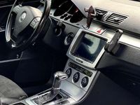 Gebraucht VW Passat Highline 140 PS (102 kW) 2006 Blau Kombi