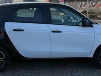 Second-hand Smart ForFour 71 CP (52 kW) 2019 Alb Hatchback