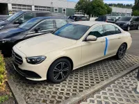 Gebraucht Mercedes E220 200 PS (147 kW) 2023 Beige Limousine