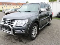 Gebraucht Mitsubishi Pajero Instyle 190 PS (139 kW) 2016 Grau (metallic) SUV