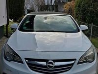 Gebraucht Opel Cascada Edition 140 PS (102 kW) 2013 Weiß Cabrio