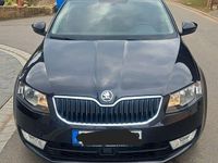 Gebraucht Skoda Octavia 150 PS (110 kW) 2014 Schwarz Kleinwagen