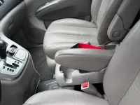 Gebraucht Kia Carnival 185 PS (136 kW) 2006 Rot Van / Kleinbus