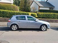Gebraucht Opel Astra 125 PS (91 kW) 2005 Silber Kleinwagen