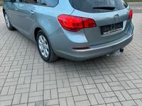 gebraucht Opel Astra 1.6CDTI Sport Tourer/Navi/AhkEuro6