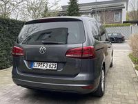 Gebraucht VW Sharan Comfortline 150 PS (110 kW) 2017 Van / Kleinbus