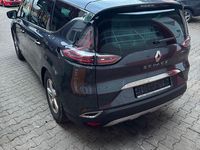 Gebraucht Renault Espace Business 160 PS (117 kW) 2018 Grau Van / Kleinbus