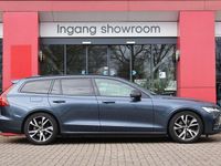 Gebraucht Volvo V60 R-Design 190 PS (139 kW) 2019 Blau Kombi