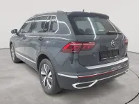 Gebraucht VW Tiguan Elegance 245 PS (180 kW) 2022 Andere SUV