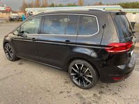 Gebraucht VW Touran Highline 150 PS (110 kW) 2015 Schwarz Van / Kleinbus