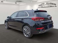 gebraucht Hyundai i30 MJ23 1.5 Benzin 48V Prime Navi Klima SHZ