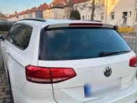 Gebraucht VW Passat 110 PS (80 kW) 2016 Weiß Kombi