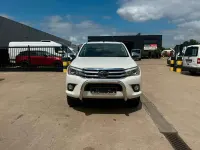 Gebraucht Toyota HiLux 150 PS (110 kW) 2018 Weiß Pickup