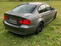 Gebraucht BMW 320 170 PS (125 kW) 2009 Grau Limousine