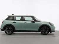 Gebraucht Mini Cooper S Favoured 204 PS (150 kW) 2025 Grün Kleinwagen