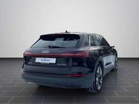 Gebraucht Audi e-tron Basis 300 kW (408 PS) 2022 Schwarz SUV