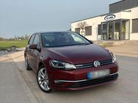 Gebraucht VW Golf VII Highline 131 PS (96 kW) 2019 Rot Kleinwagen