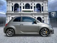 Gebraucht Abarth 695 179 PS (131 kW) 2024 Grau Kleinwagen