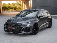 Gebraucht Audi RS3 Sport 400 PS (294 kW) 2024 Grau Limousine