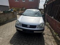 Gebraucht VW Polo 69 PS (50 kW) 2002 Grau Kleinwagen