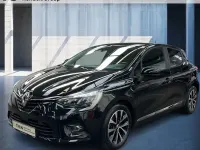 Używany Renault Clio V Zen 91 KM (66 kW) 2023 Czarny Sedan/Limuzyna