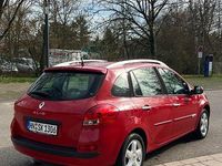 Gebraucht Renault Clio II Dynamique 75 PS (55 kW) 2011 Rot Limousine