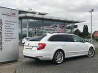 Gebraucht Skoda Superb Elegance 260 PS (191 kW) 2013 Weiß Kombi