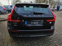 gebraucht Volvo V60 T6 Twin Engine AWD Geartr Momentum Pro