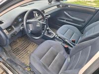 Second-hand Audi A6 164 CP (120 kW) 2000 Albastru Berlinǎ