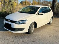 Gebraucht VW Polo 60 PS (44 kW) 2013 Weiß Kleinwagen