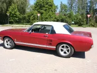 Gebraucht Ford V8 200 PS (147 kW) 1967 Rot