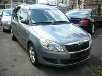 Gebraucht Skoda Roomster 90 PS (66 kW) 2012 Grau metallic Van / Kleinbus