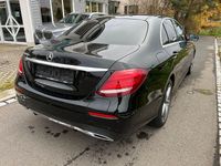 Gebraucht Mercedes E300 AMG 194 PS (142 kW) 2019 Schwarz Limousine