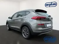 Gebraucht Hyundai Tucson Advantage 136 PS (100 kW) 2020 Olivine grey / mic SUV