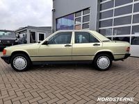 Gebraucht Mercedes 190 1986 Helles mintgrün Limousine