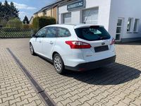 Gebraucht Ford Focus 116 PS (85 kW) 2012 Weiß Limousine
