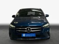 Gebraucht Mercedes B180 Style 116 PS (85 kW) 2019 Blau Kleinwagen