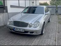 Gebraucht Mercedes E200 Classic 163 PS (119 kW) 2003 Silber Limousine