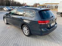 Gebraucht VW Passat Trendline 150 PS (110 kW) 2018 Grau Kombi
