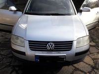 Gebraucht VW Passat 116 PS (85 kW) 2001 Silber metallic Kombi