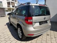 Gebraucht Skoda Yeti Drive 125 PS (91 kW) 2017 Beige SUV